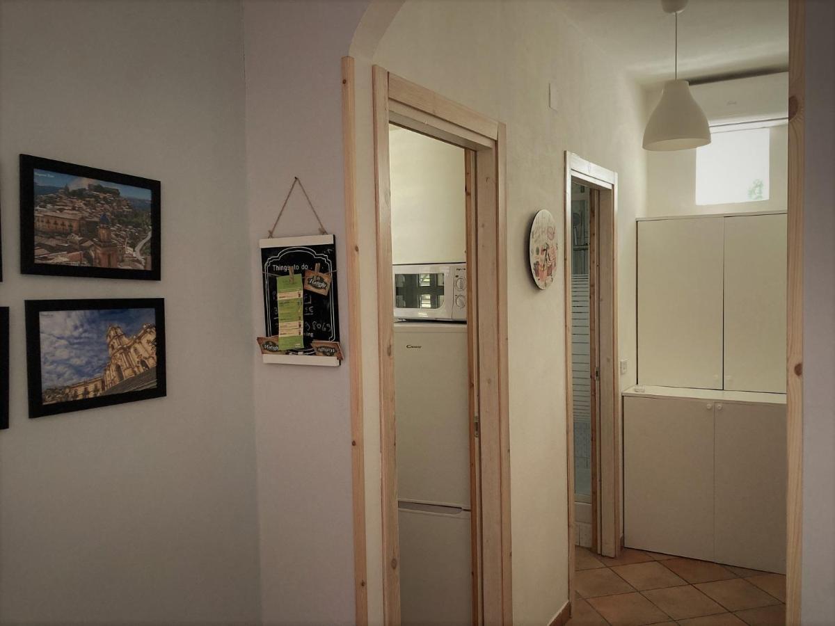 La Casa Blu Lägenhet Mirabella Imbaccari Exteriör bild